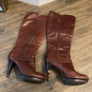 Guess boots